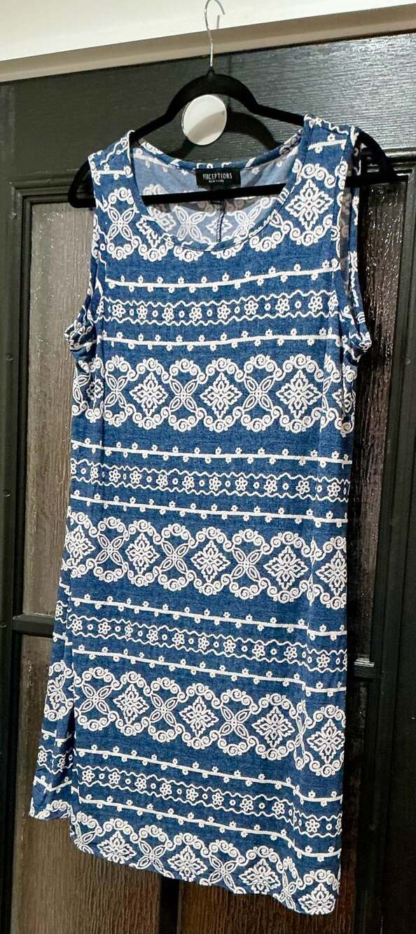 Perceptions New York Sleeveless Dress Size XL Blue White Geometric Print